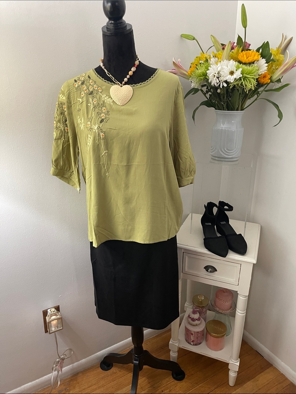 Women's Olive Green Embroidered Short-Sleeve Top